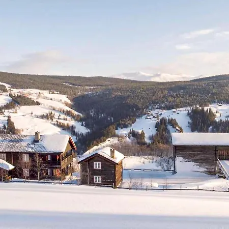 Holiday home Hysjulien Gard *