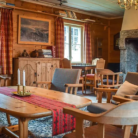 Hysjulien Gard Holiday home Skabu